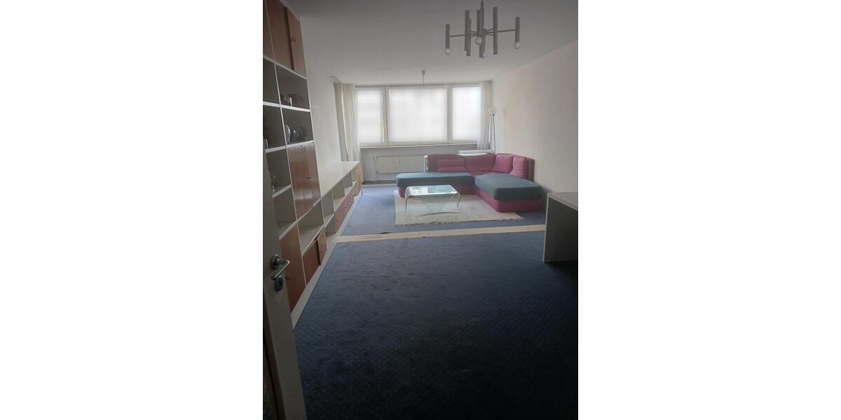 Etagenwohnung Offenbach am Main Hafen - 4 Zimmer, 110 m&sup2;, 1.500&euro; | Angebot:25269897