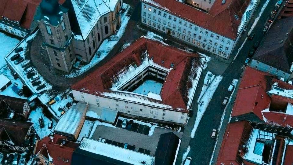 Erdgeschoßwohnung Hildburghausen - 3 Zimmer, 94 m&sup2;, 820&euro; | Angebot:25990379