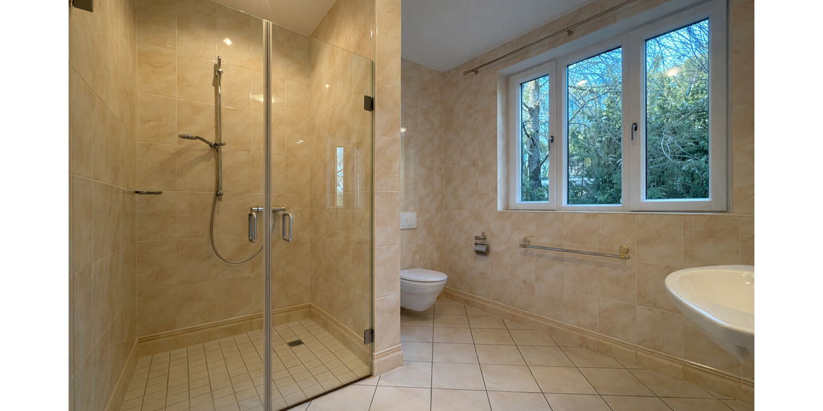 Etagenwohnung München Untergiesing-Harlaching - 4 Zimmer, 200 m&sup2;, 3.590&euro; | Angebot:25743007