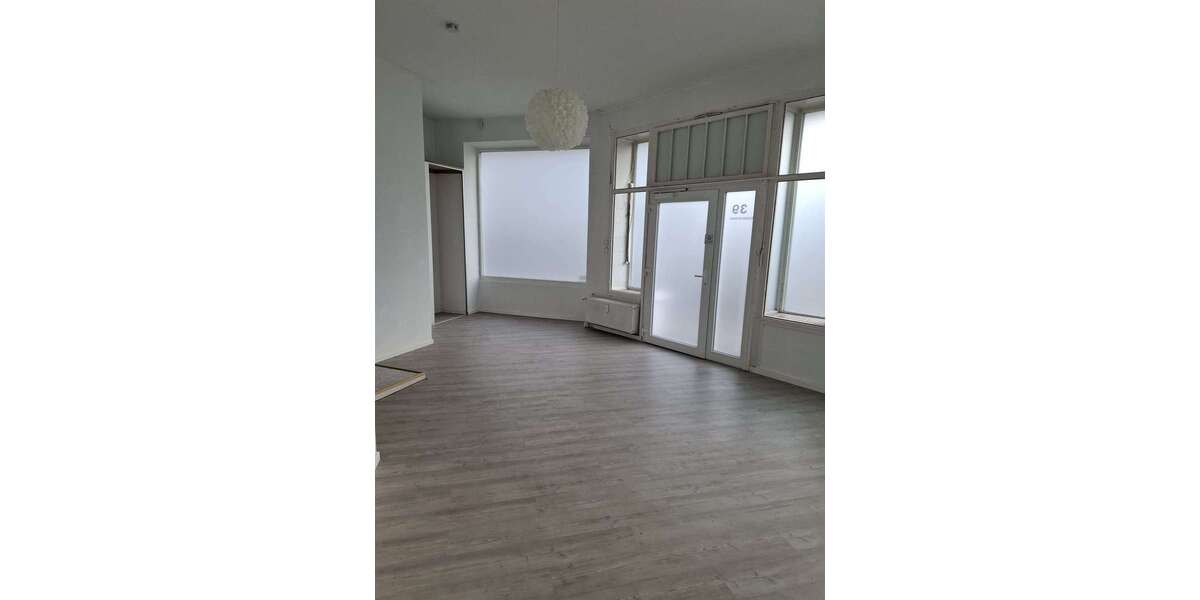 Gewerbeobjekt Neumünster - 680&euro; | Angebot:24758399