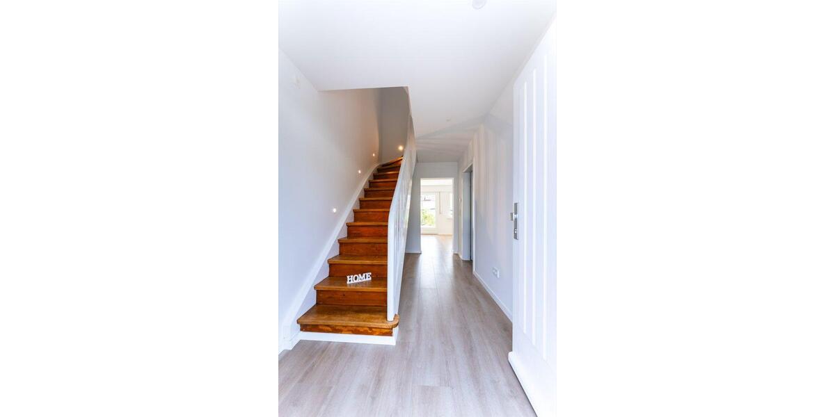 Etagenwohnung Offenburg - 4 Zimmer, 90 m&sup2;, 1.150&euro; | Angebot:26423398