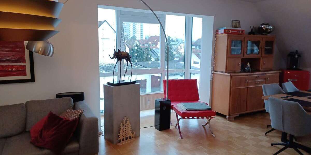 Etagenwohnung Bad Homburg v.d.Höhe Ober-Eschbach - 4 Zimmer, 114 m&sup2;, 1.600&euro; | Angebot:24771554