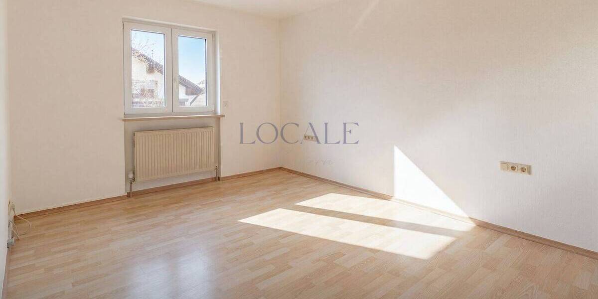 Etagenwohnung Markt Schwaben - 4 Zimmer, 108 m&sup2;, 1.950&euro; | Angebot:26128824