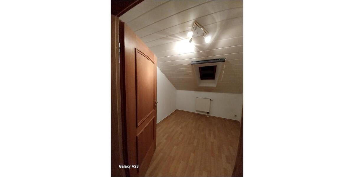 3-Zimmer Wohnung zu vermieten zimmer