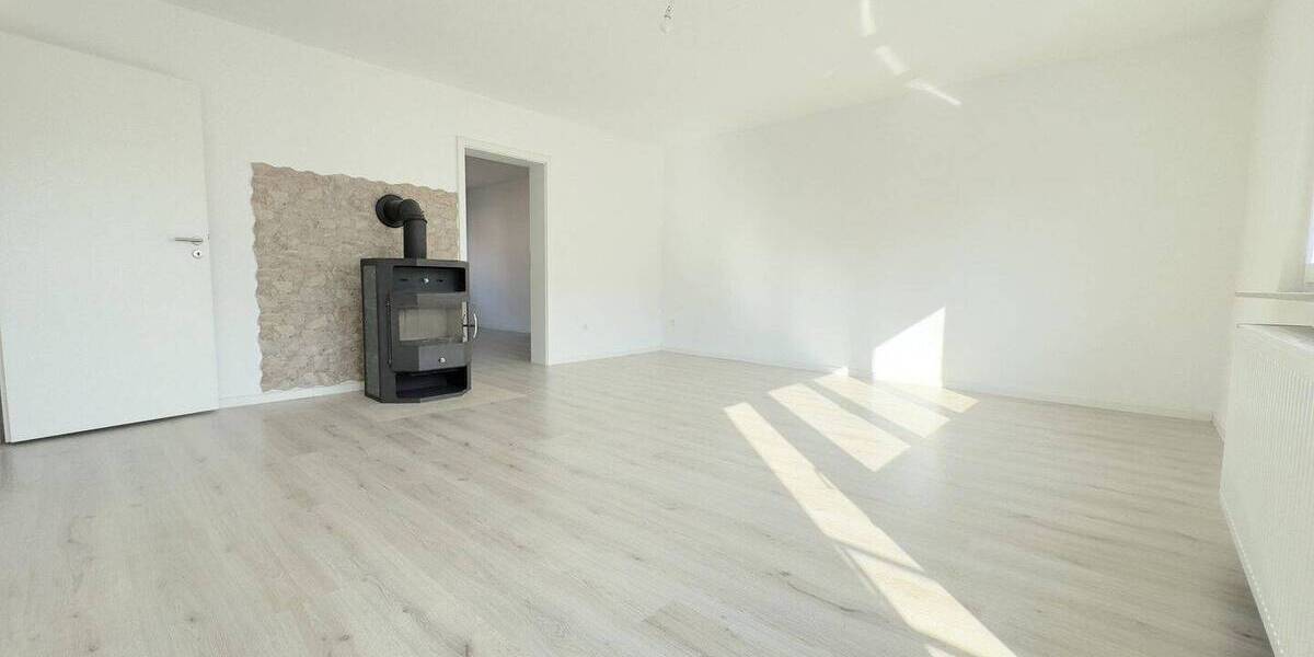 Etagenwohnung Pforzheim Nordstadt - 5 Zimmer, 126 m&sup2;, 1.320&euro; | Angebot:26228704
