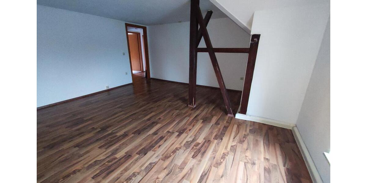 Dachgeschoßwohnung Annaberg-Buchholz Buchholz - 3 Zimmer, 55 m&sup2;, 320&euro; | Angebot:26424153