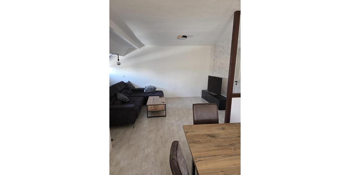 Etagenwohnung Bernburg (Saale) - 4 Zimmer, 145 m&sup2;, 1.150&euro; | Angebot:24678872