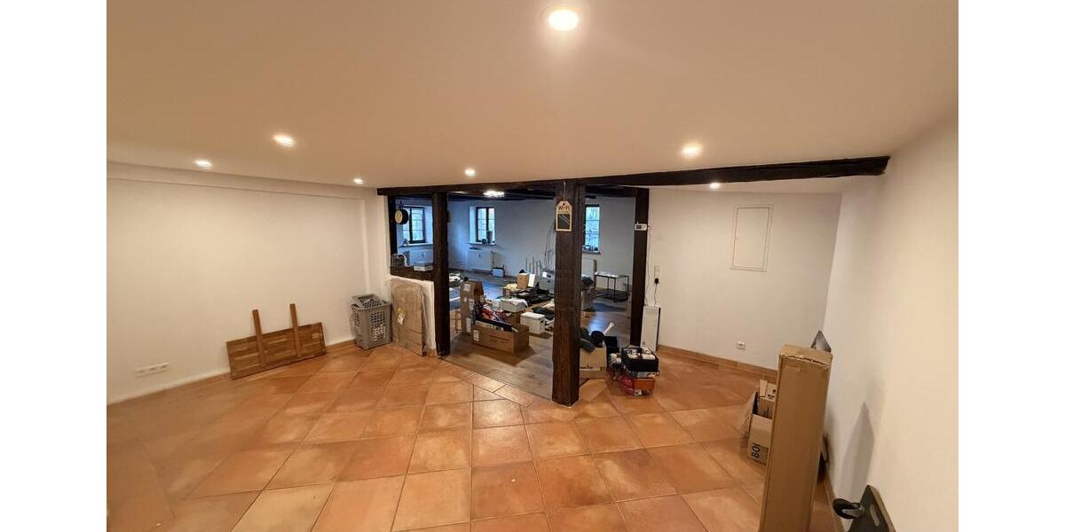 Schöne 3,5-Zi-Wohnung im idyllischen Staufen Wettelbrunn optional mit Außen-Terrasse & 3 Stellplätze 3.5 zimmer