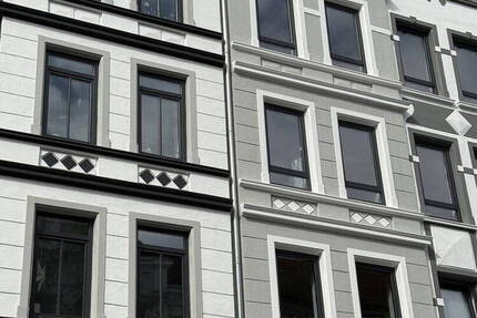 Holtenauer Straße: schöne helle AltbauWohnung in historisch schönem Haus