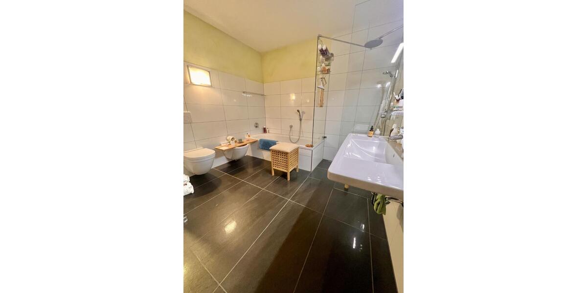 Erdgeschoßwohnung Schuttertal - 2.5 Zimmer, 110 m&sup2;, 790&euro; | Angebot:26048950