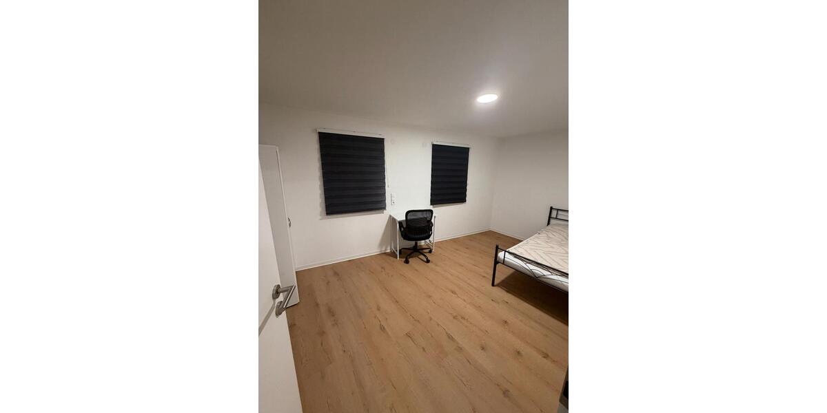 Dachgeschoßwohnung Heilbronn Frankenbach - 4 Zimmer, 75 m&sup2;, 370&euro; | Angebot:25987921