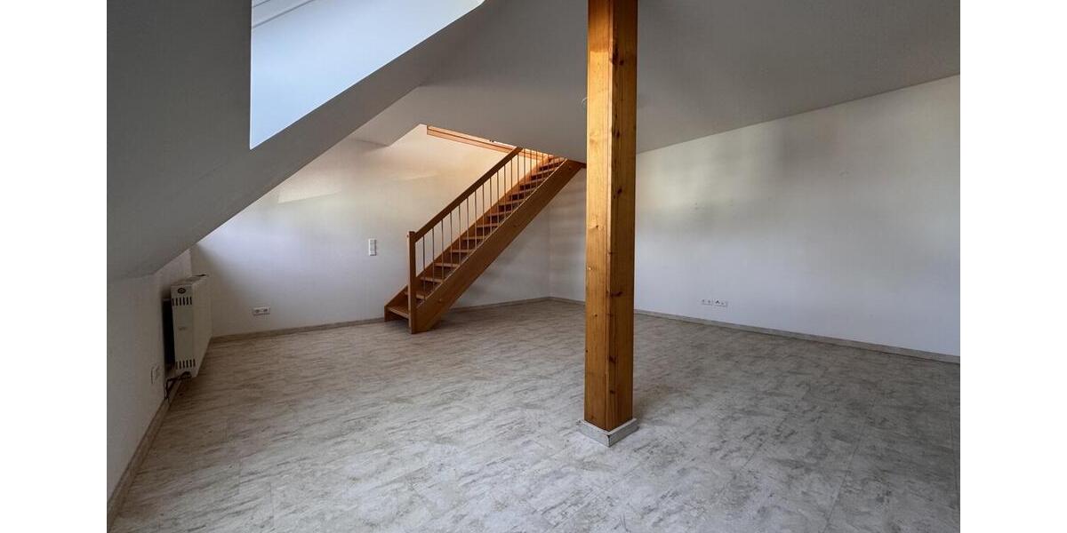 Etagenwohnung Crailsheim - 4 Zimmer, 105 m&sup2;, 950&euro; | Angebot:26645344