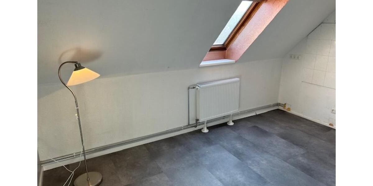 Dachgeschoßwohnung Wittenhagen - 4 Zimmer, 84 m&sup2;, 599&euro; | Angebot:24316663