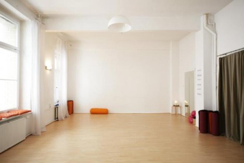 Sport-Yoga-Workshop Raum stundenweise zu vermieten