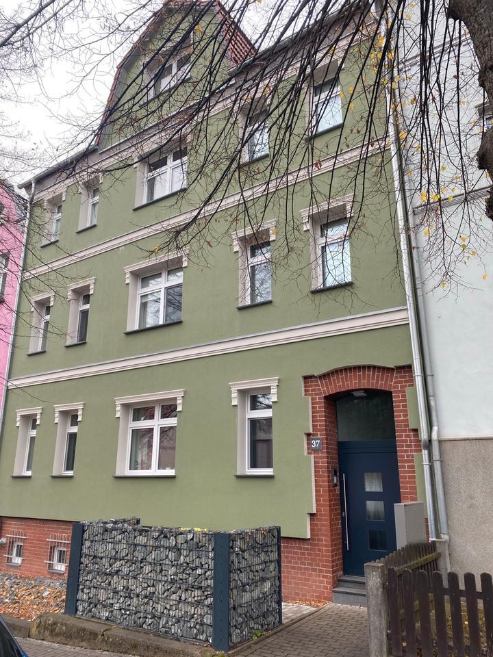 Sehr schöne helle 3 Raum Wohnung zimmer