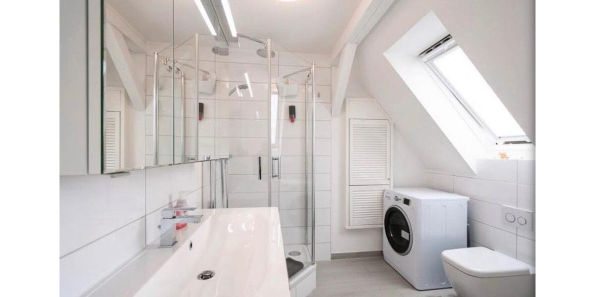 Dachgeschoßwohnung Lübeck Alt-Travemünde / Rönnau - 1.5 Zimmer, 48 m&sup2;, 1.250&euro; | Angebot:24497247