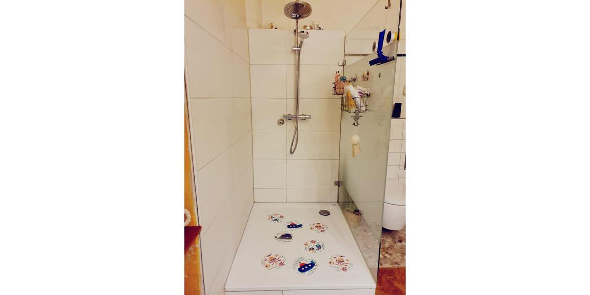 Wohnst du schon - oder suchst du noch? Möbliertes Zimmer 23 zimmer