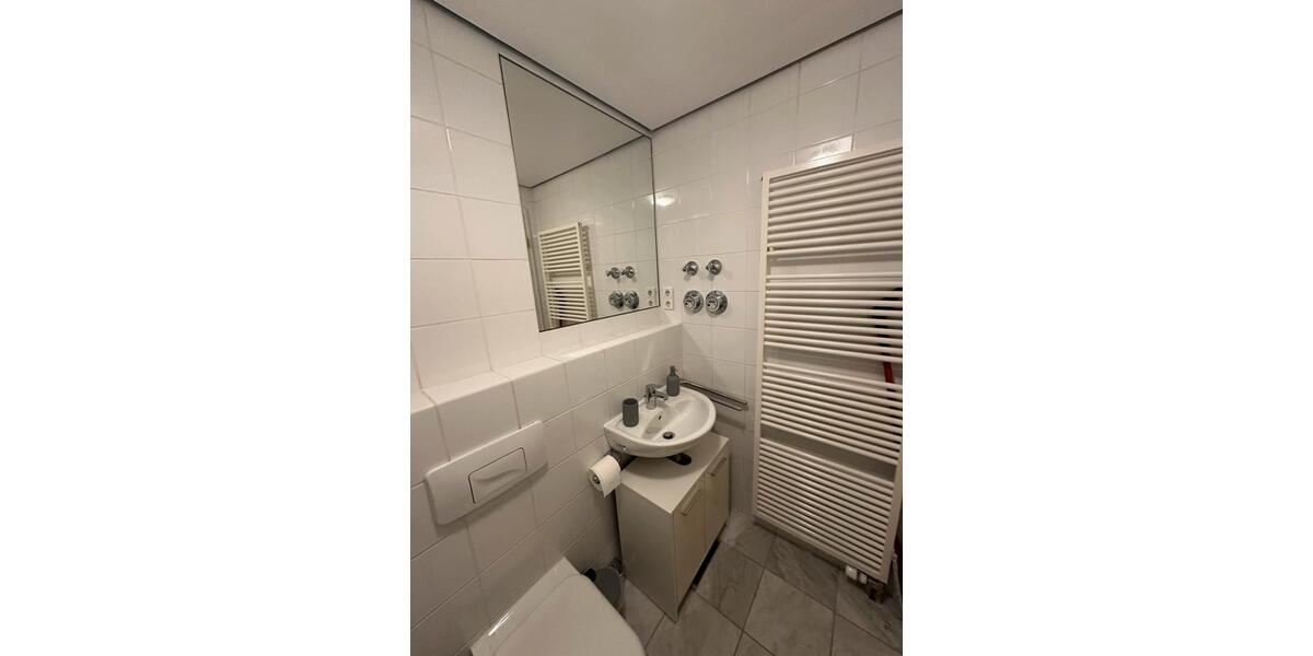 Etagenwohnung Düsseldorf Stadtbezirk 5 - 1 Zimmer, 40 m&sup2;, 1.429&euro; | Angebot:26535335