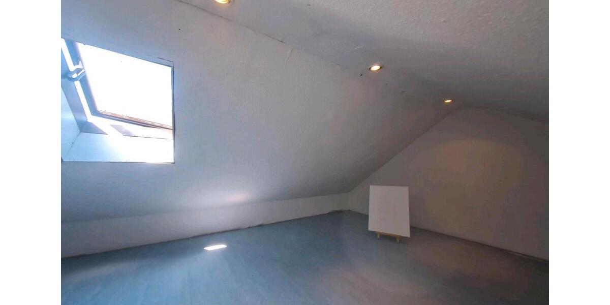 Etagenwohnung Duisburg Duisburg-Mitte - 2 Zimmer, 64 m&sup2;, 733&euro; | Angebot:26673009