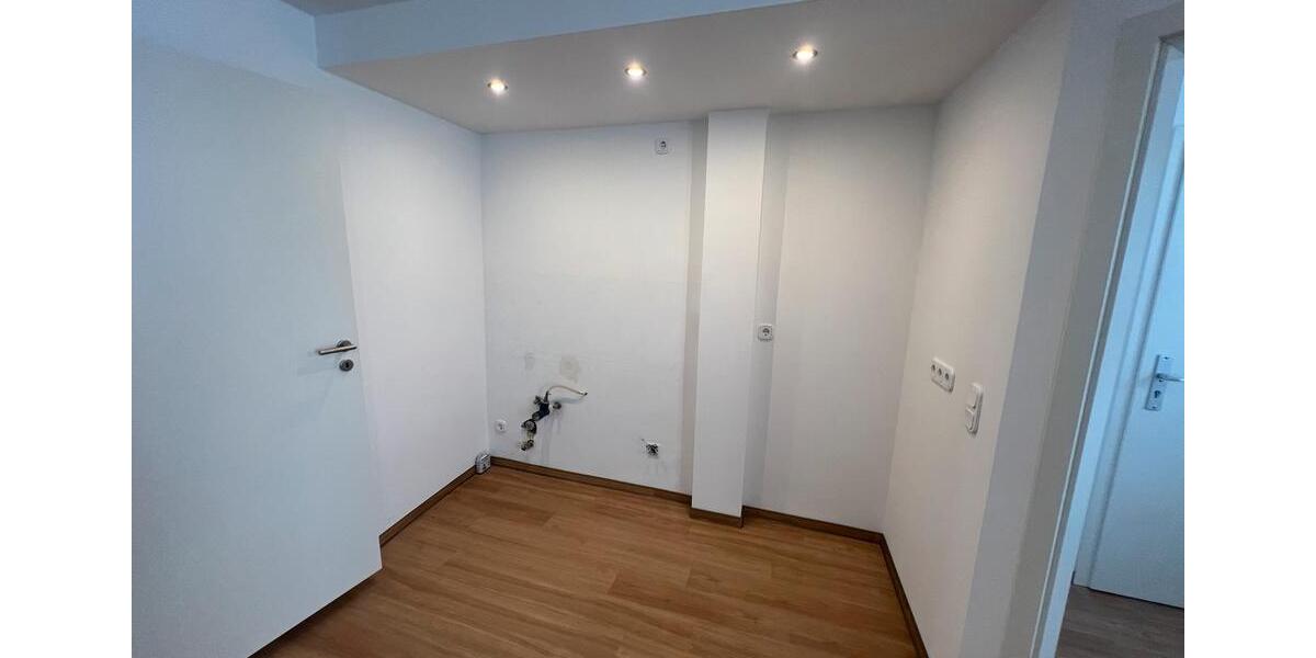 Erdgeschoßwohnung Hecklingen - 2 Zimmer, 260&euro; | Angebot:22469823