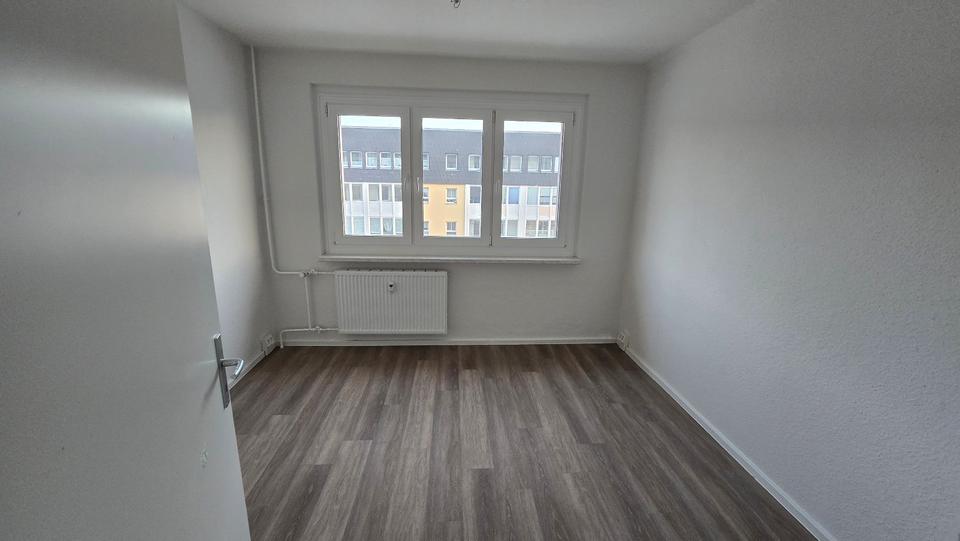 Etagenwohnung Marienberg - 3 Zimmer, 69 m&sup2;, 378&euro; | Angebot:24623605
