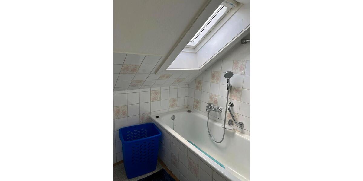 Dachgeschoßwohnung Horn-Bad Meinberg Bad Meinberg - 1 Zimmer, 25 m&sup2;, 430&euro; | Angebot:25397371