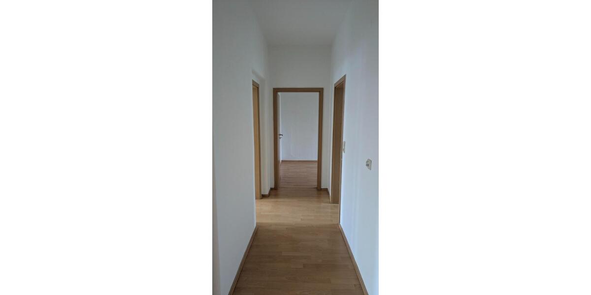 Etagenwohnung Ballenstedt - 4 Zimmer, 103 m&sup2;, 770&euro; | Angebot:25376554
