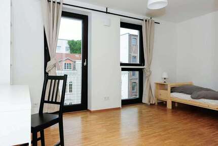 WG-Zimmer in Hamburg 730 € 15 m² zimmer