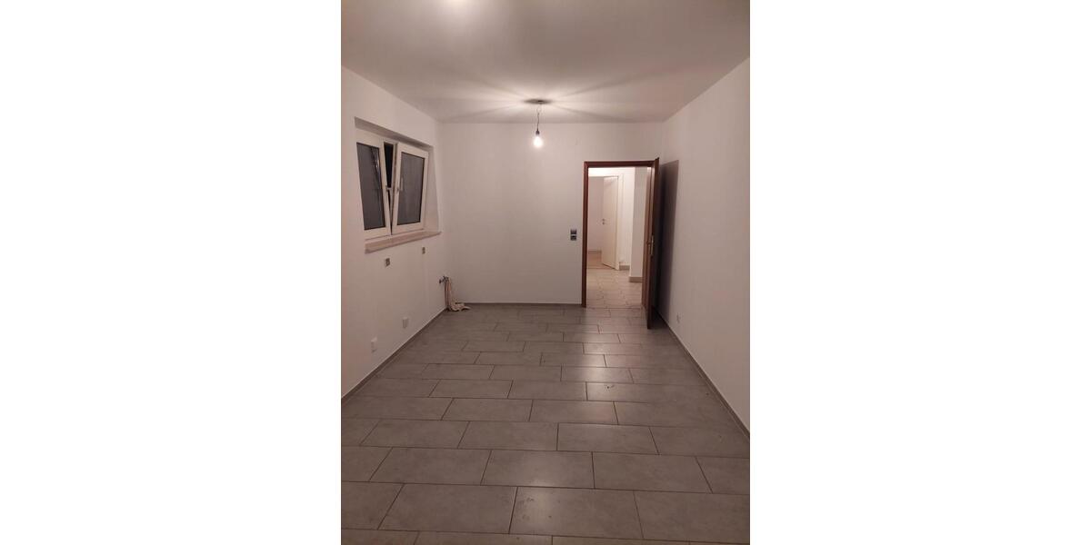Etagenwohnung Kalletal - 3 Zimmer, 84 m&sup2;, 570&euro; | Angebot:24429803