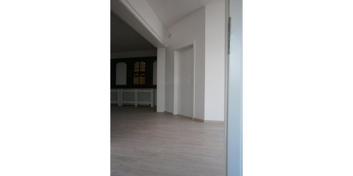 Erdgeschoßwohnung Neumarkt-Sankt Veit Sankt Veit - 4 Zimmer, 150 m&sup2;, 990&euro; | Angebot:25904041