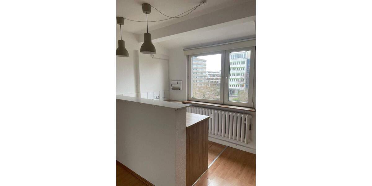 Charmante zwei-Zimmer DG-Wohnung in Köln-Braunsfeld mit Gartennutzung - Bitte nur schriftliche Bewerbungen - 2 zimmer