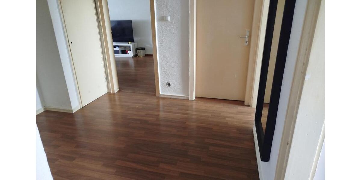 Etagenwohnung Mönchengladbach West - 4 Zimmer, 85 m&sup2;, 1.060&euro; | Angebot:26040262