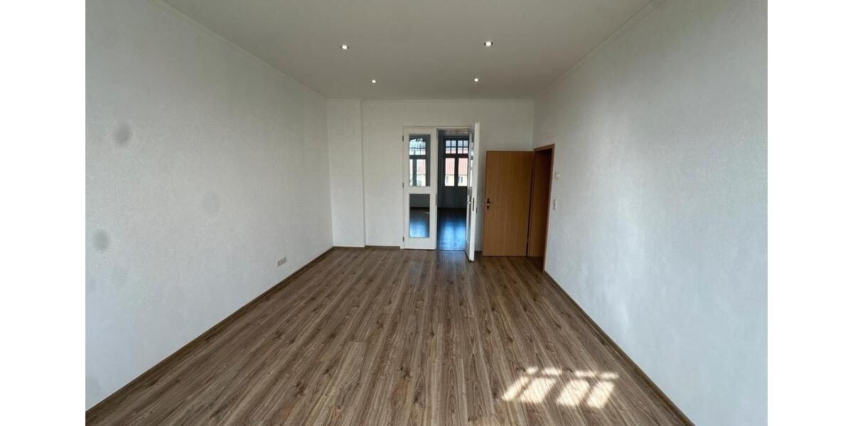 Etagenwohnung Greifswald - 4 Zimmer, 140 m&sup2;, 1.550&euro; | Angebot:26561644