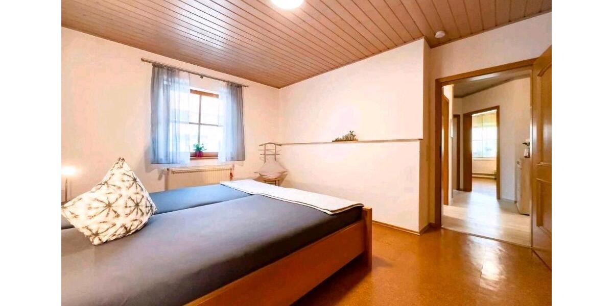 Erdgeschoßwohnung Untergriesbach - 5 Zimmer, 142 m&sup2;, 950&euro; | Angebot:26698834