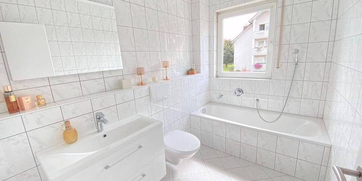Etagenwohnung Sonneberg Hönbach - 2 Zimmer, 62 m&sup2;, 540&euro; | Angebot:26261571