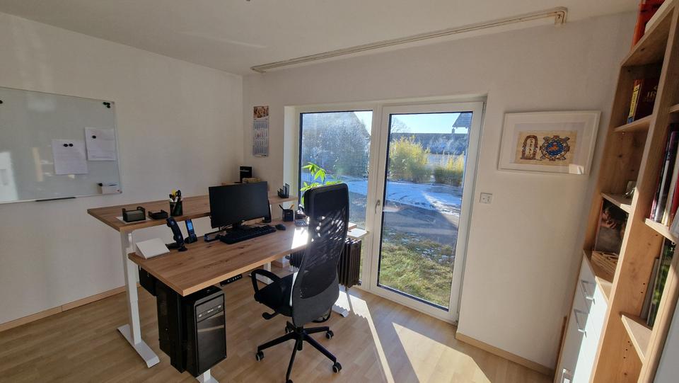 Lichtdurchflutete, schöne helle und großzügige 3,5-Zi-EG-Whg 3.5 zimmer