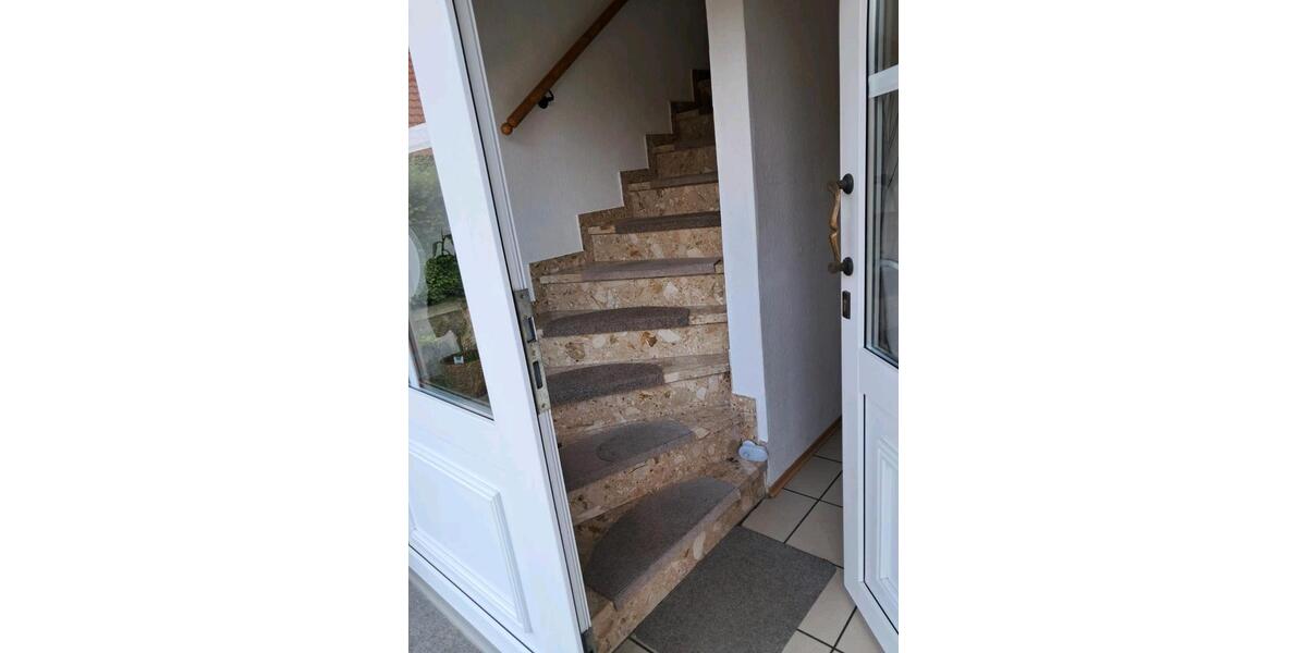 Etagenwohnung Saterland - 3 Zimmer, 85 m&sup2;, 550&euro; | Angebot:25942376