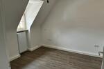 Dachgeschoßwohnung Kassel Harleshausen - 3 Zimmer, 42 m&sup2;, 484&euro; | Angebot:24747287