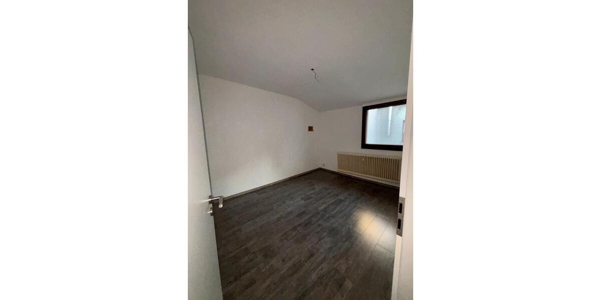 Moderne 3-Zimmer-Maisonette zur Miete im separaten Hinterhaus – K 3 zimmer