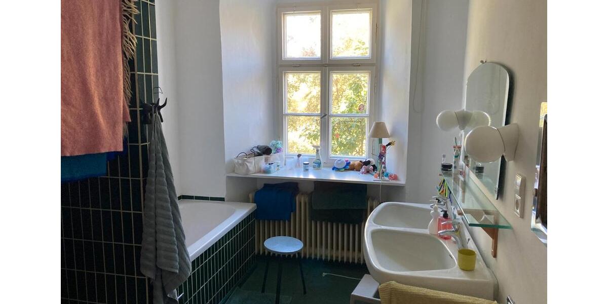 Etagenwohnung Marktredwitz - 7 Zimmer, 230 m&sup2;, 1.200&euro; | Angebot:26469947