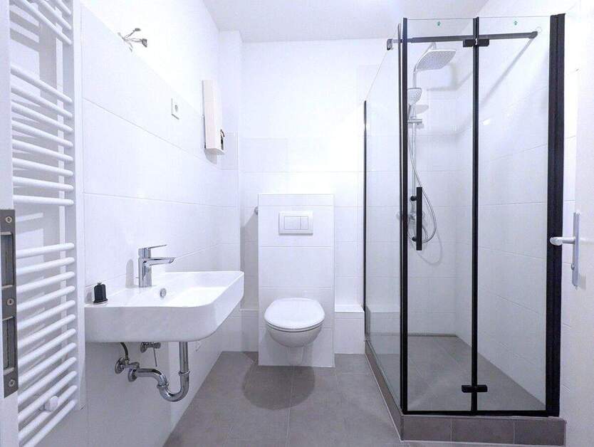 TOP Sanierte 3 Zimmer Wohnung in Essen + Stellplatz 3 zimmer