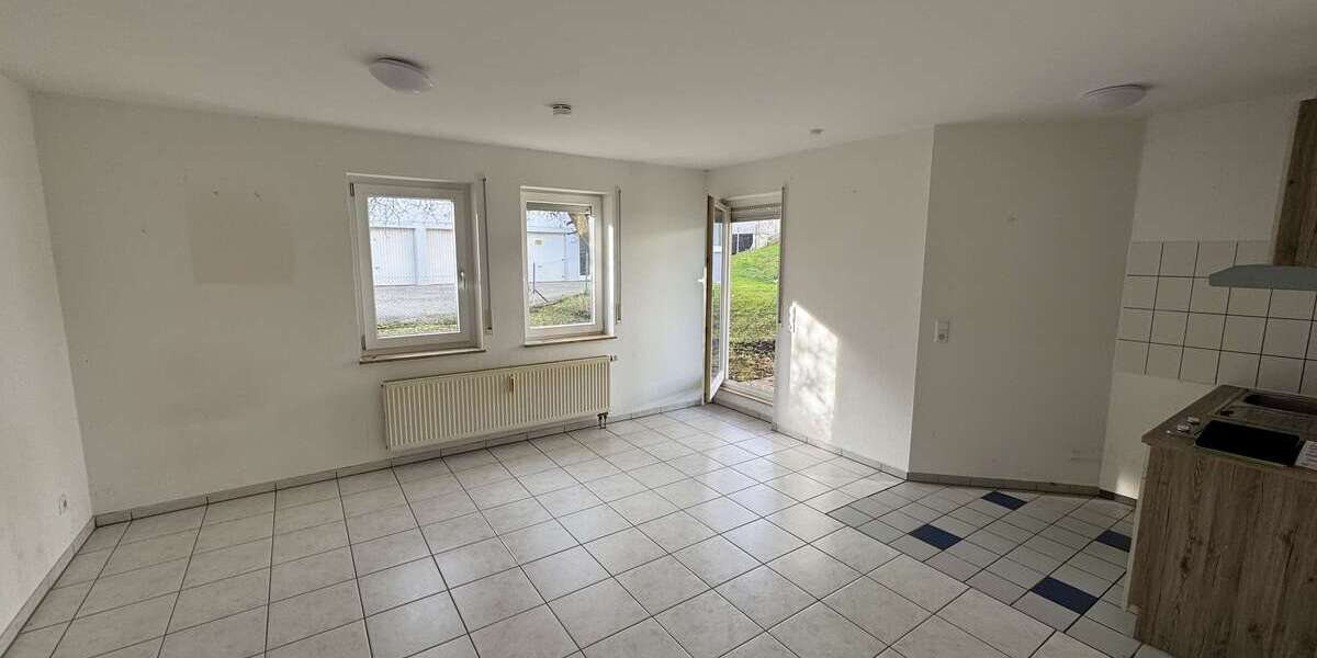 Wohnung zum Mieten in Pforzheim 420 € 35.4 m² 1 zimmer