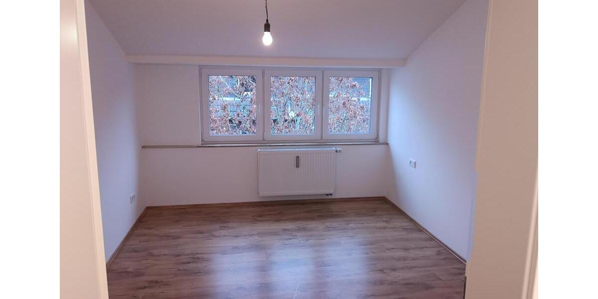 Dachgeschoßwohnung Leverkusen Opladen - 2.5 Zimmer, 72 m&sup2;, 803&euro; | Angebot:25125182