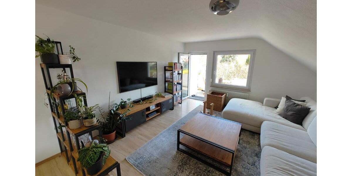 Dachgeschoßwohnung Göppingen Bruckwasen - 4.5 Zimmer, 82 m&sup2;, 800&euro; | Angebot:25636810