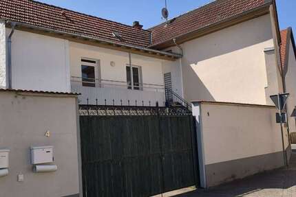 Haus Wallertheim - 3 Zimmer, 123 m&sup2;, 840&euro; | Angebot:27109852