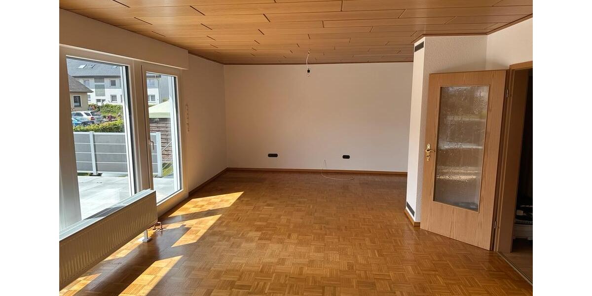 Doppelhaushälfte Bad Oeynhausen Dehme - 1 Zimmer, 100 m&sup2;, 1.300&euro; | Angebot:26617954