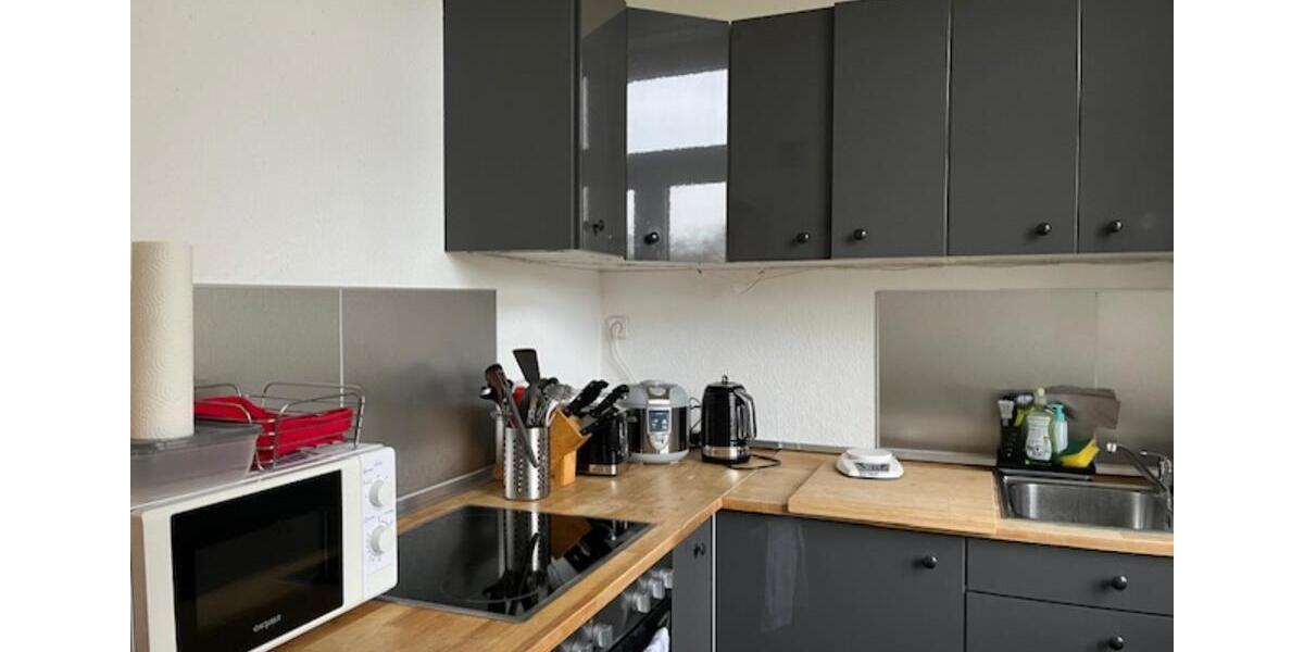 Gemütliche, lichtdurchflutete 2,5 ZKB mit EBK Nähe KH Mitte 3 zimmer