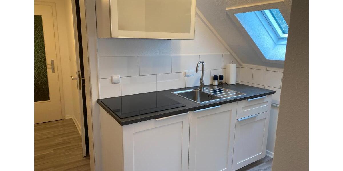 Dachgeschoßwohnung Kirchen (Sieg) - 1 Zimmer, 30 m&sup2;, 340&euro; | Angebot:26144545