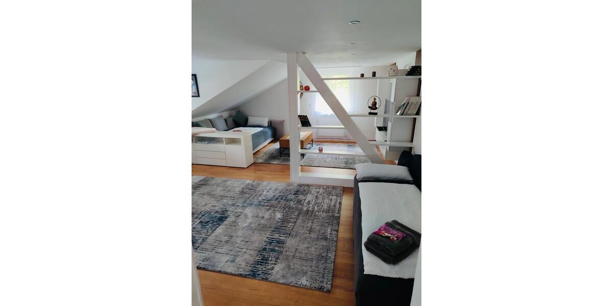 Dachgeschoßwohnung Pocking - 2 Zimmer, 80 m&sup2;, 980&euro; | Angebot:25812660