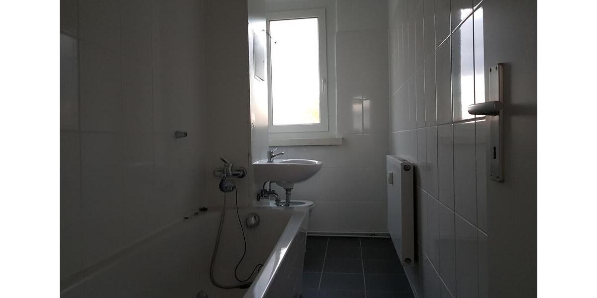 Etagenwohnung Hettstedt - 5 Zimmer, 82 m&sup2;, 369&euro; | Angebot:23407777